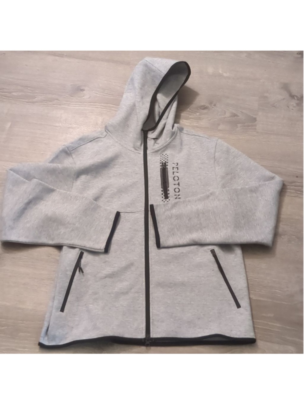 Peloton on the go full zip hoodie size large